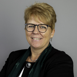 Ansprechpartner Ihrer Geschäftsstelle Vera Stevens